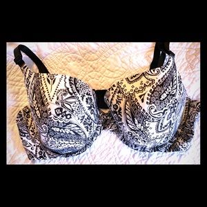 Victoria’s Secret lined demi 38D